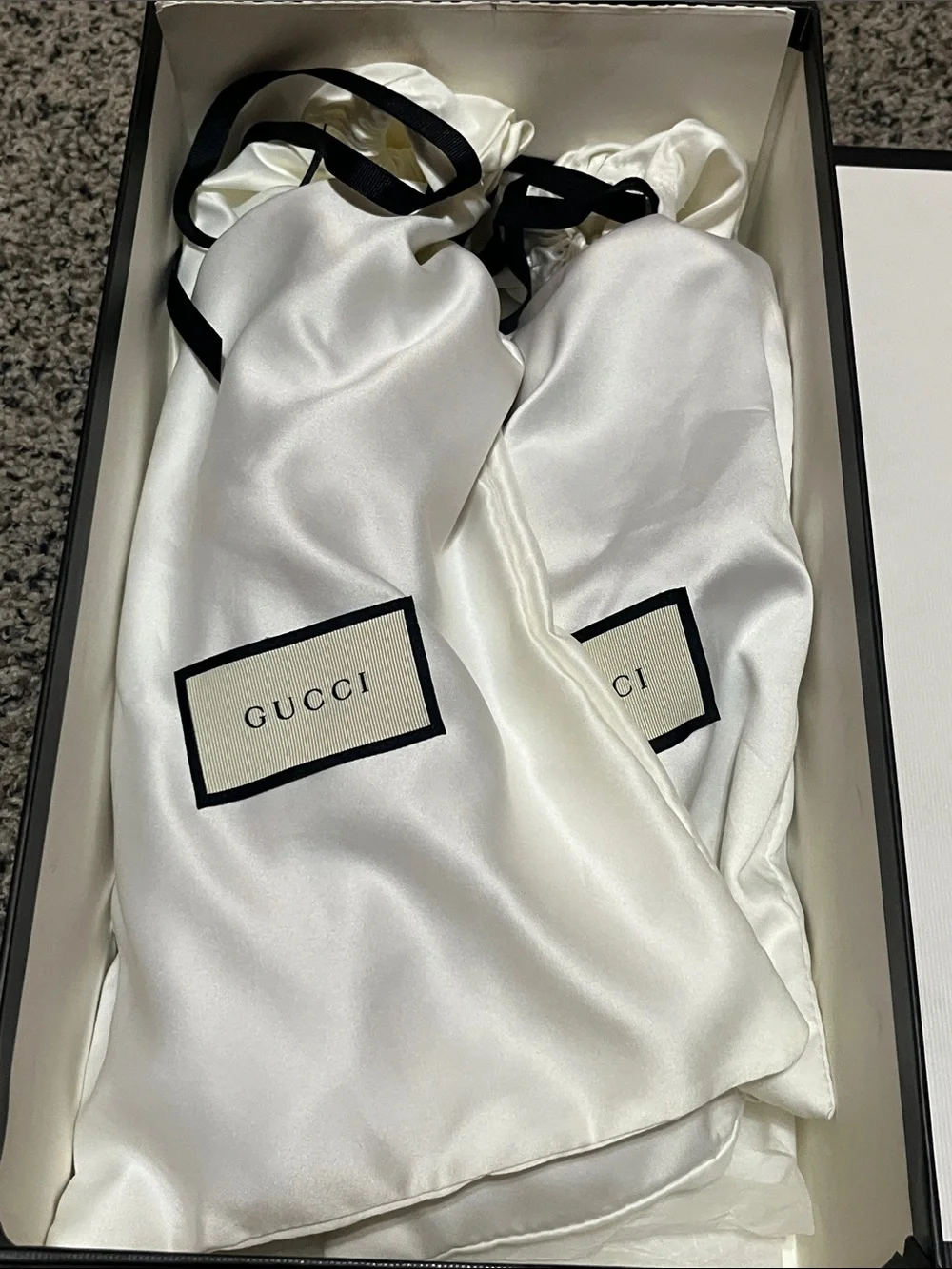 Gucci Ace Embroidered 'Red Bee' Sneaker